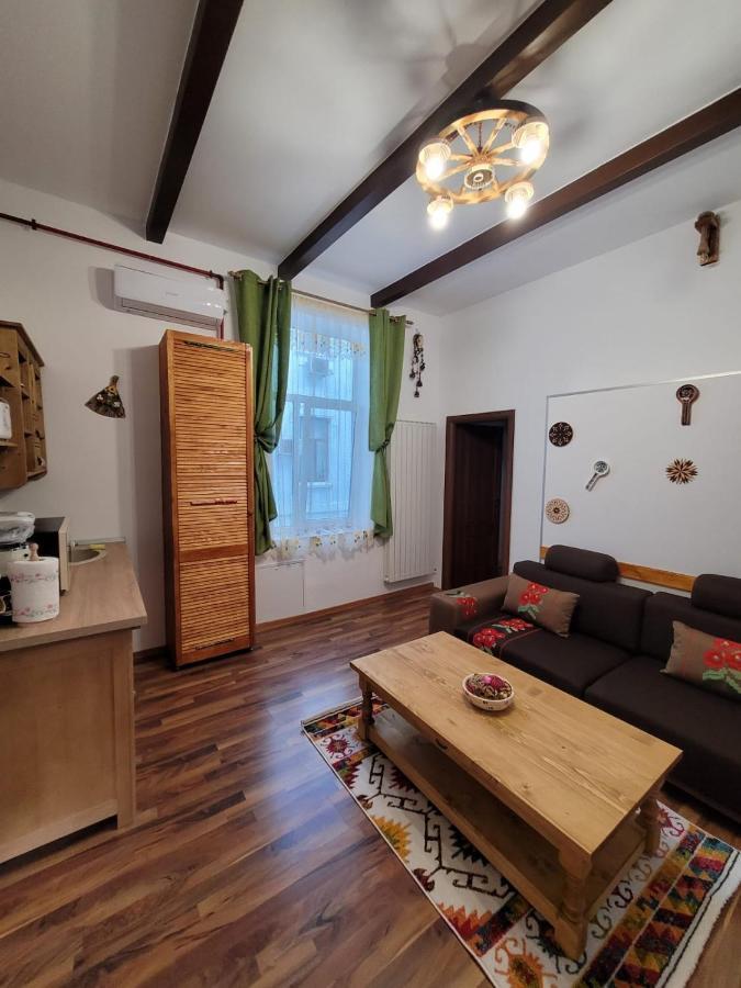 City Home Bukarest Eksteriør billede